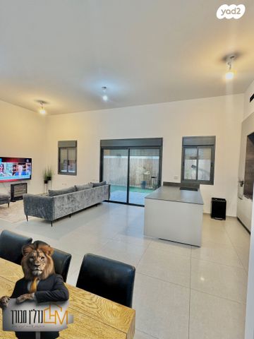 דירת גן, אריאל שרון 1, נווה שרון / שער העיר, נתיבות