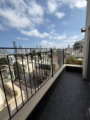 דירה, אנצו סירני, גבעת הרמבם, גבעתיים