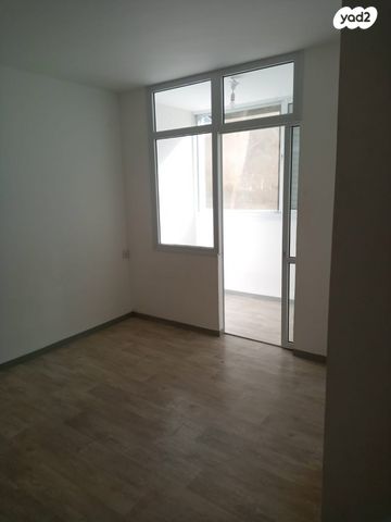 דירה, יודפת 27, צפונית / רסקו, נצרת עילית / נוף הגליל