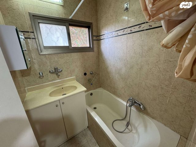 ז'בוטינסקי 39