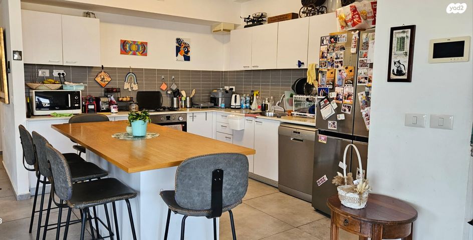 דירה, הגנים, נווה גן, רמת השרון