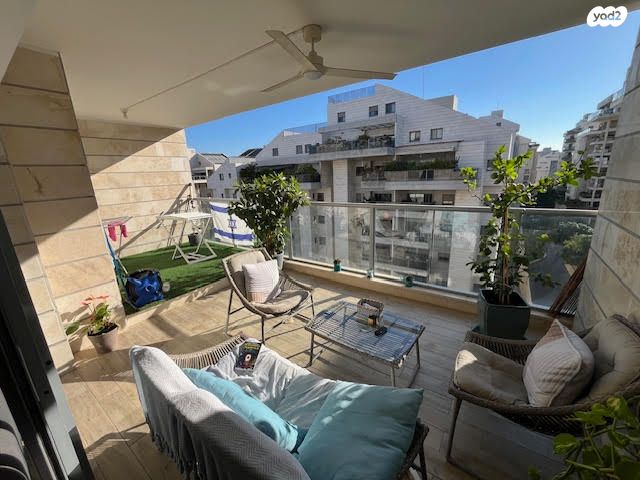 דובה ויצחק שיינפיין 