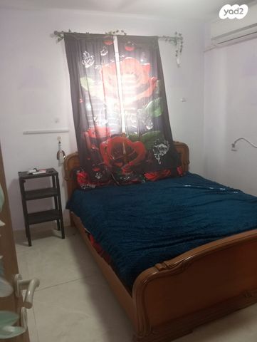 דירת גן, גיבורי סיני, עכו