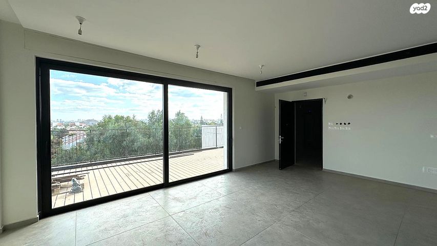 גג/ פנטהאוז, גרין פארק החדשה, הוד השרון