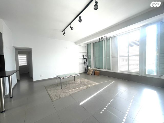 דירה, מנדלשטם 1, הצפון הישן - צפון, תל אביב יפו