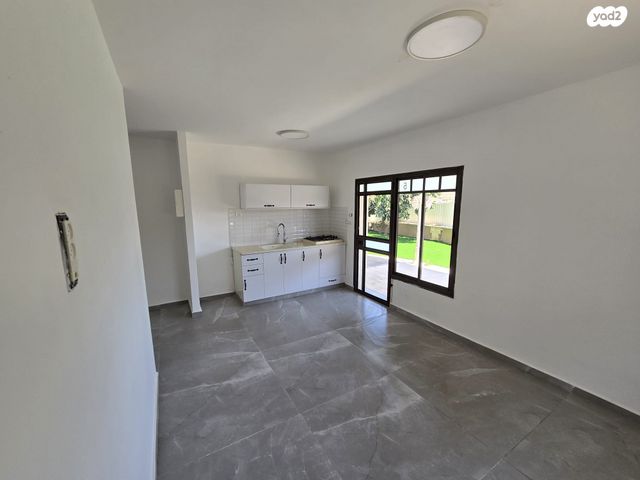 דירת גן, המנגו 1, מגדל, מגדל