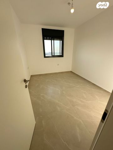 דירה, כרמי הנדיב, אחוזת רוטנר, קרית מלאכי