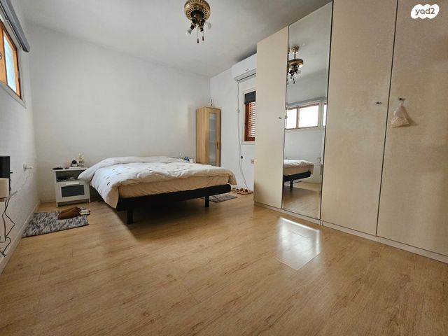 דירה, הרב הרצוג, תל גנים, גבעתיים