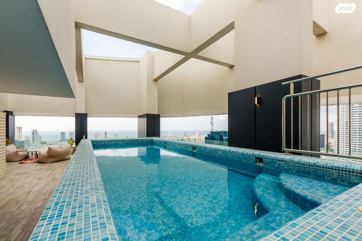 גג/ פנטהאוז, ישראל טל, תל אביב יפו