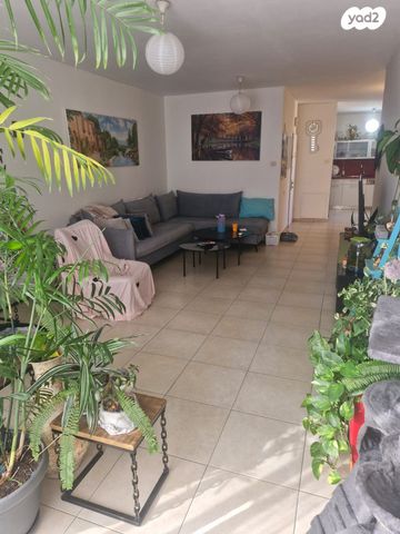 דירה, אריה בן אליעזר 56, נווה יהושע, ערמונים, רמת גן