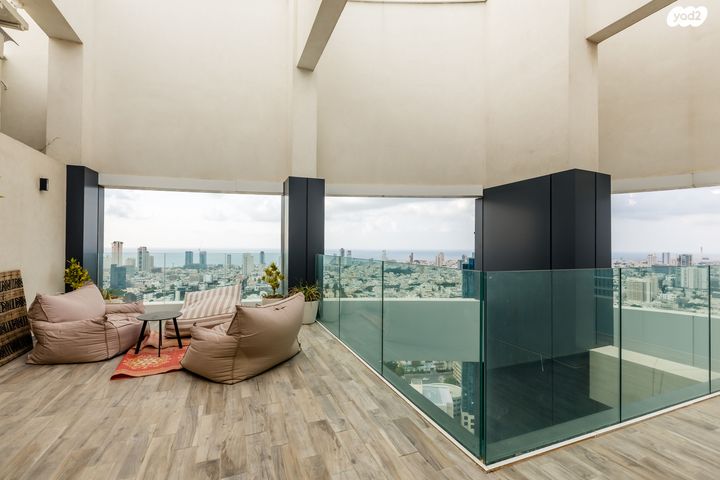 גג/ פנטהאוז, ישראל טל, תל אביב יפו