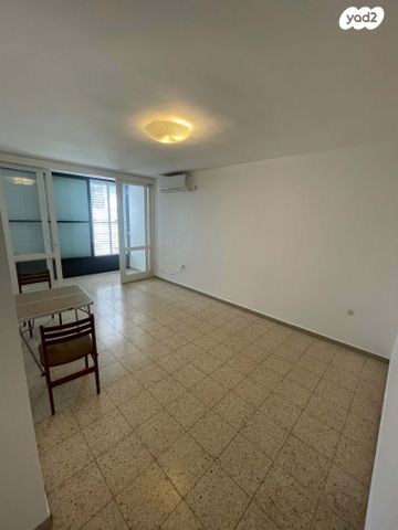 דירה, נהלל 20, נחלת יצחק, תל אביב יפו