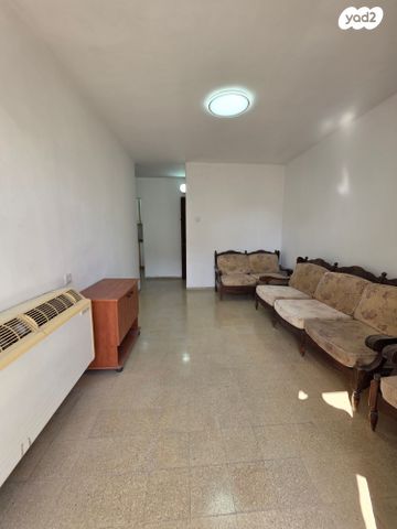 דירה, שדרות יוספטל 2, בן גוריון, קרית אתא