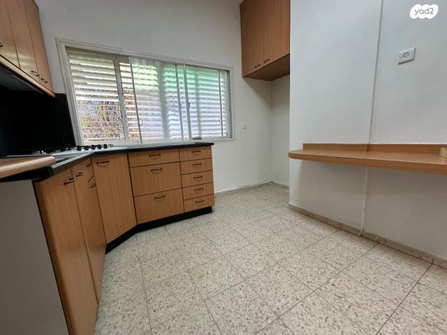 דירה, נחמיה, נווה שאנן, חיפה