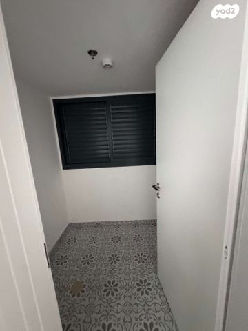 דירה, פארק העסקים האלף, ראשון לציון