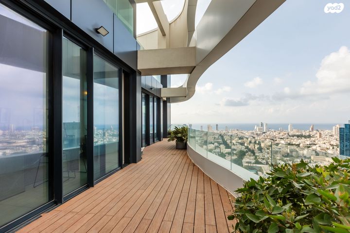 גג/ פנטהאוז, ישראל טל, תל אביב יפו