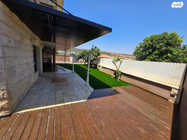 דירת גן, המנגו 1, מגדל, מגדל