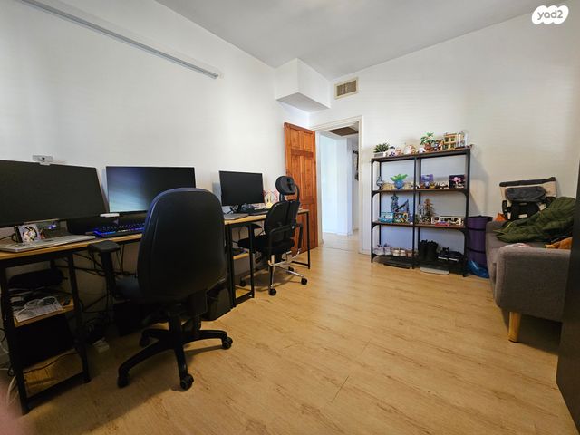 דירה, הרב הרצוג, תל גנים, גבעתיים