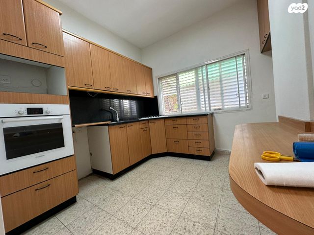 דירה, נחמיה, נווה שאנן, חיפה