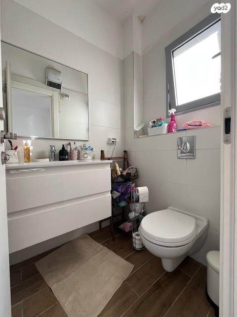 דירה, דובה ויצחק שיינפיין, כפר סבא הירוקה, כפר סבא