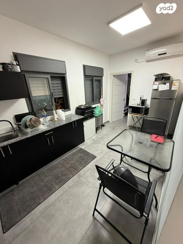 דירה, ארלוזורוב 71, בת ים