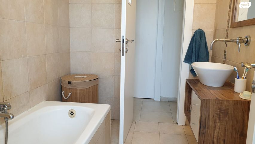 דירה, אריה בן אליעזר 56, נווה יהושע, ערמונים, רמת גן