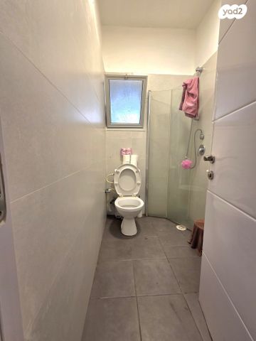 דירת גן, בת ים