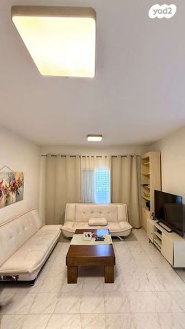 דו משפחתי, קצרין