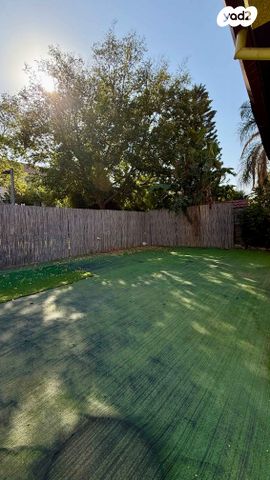 דו משפחתי, קצרין