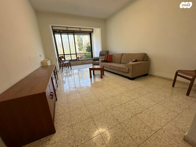 דירה, נחמיה, נווה שאנן, חיפה