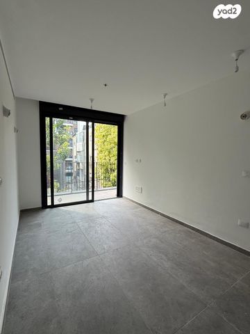 הרב יצחק ידידיה פרנקל 67