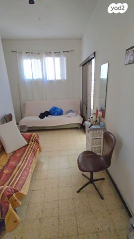 דירה, הרצל 59, בת ים