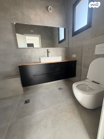 דירת גן, גולדה מאיר, מורשת, מודיעין מכבים רעות