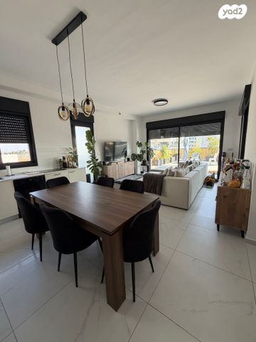 גג/ פנטהאוז, הנעורים, גן רש"ל, הרצליה