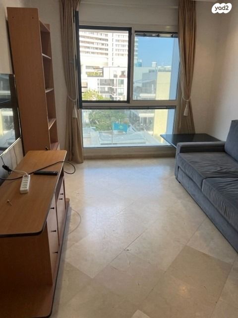 דירה, רציף הרברט סמואל 40, כרם התימנים, תל אביב יפו