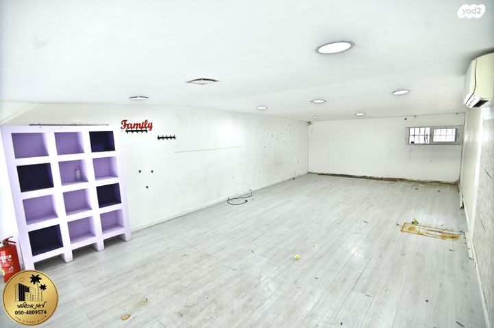 חנויות/ שטח מסחרי, העצמאות, קרית גיורא, אור יהודה