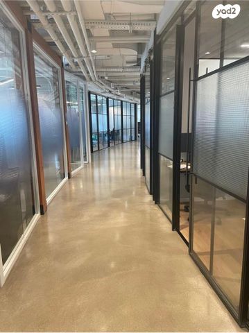 משרדים, תובל, בורסה, רמת גן
