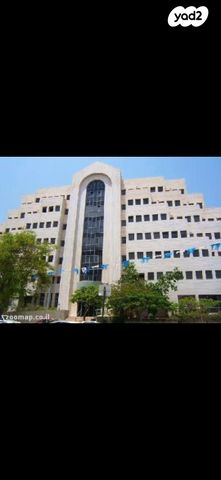 חנויות/ שטח מסחרי