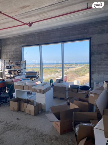 משרדים, מעגן מיכאל, מעגן מיכאל, מעגן מיכאל