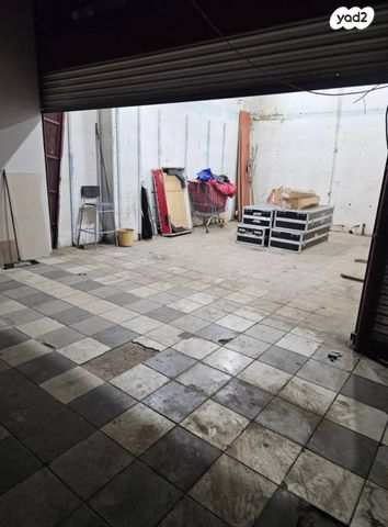 חנויות/ שטח מסחרי, נפתלי פלטין, מב"ת מערב, אזור תעשייה חדש, ראשון לציון