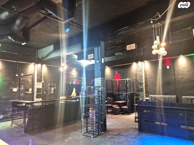 אולמות, בר יוחאי, גבעת הרצל, אזור המלאכה יפו, תל אביב יפו