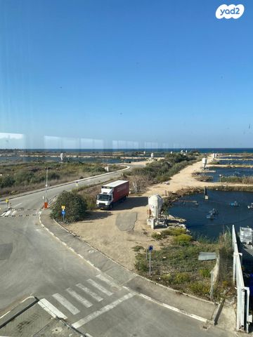 משרדים, מעגן מיכאל, מעגן מיכאל, מעגן מיכאל