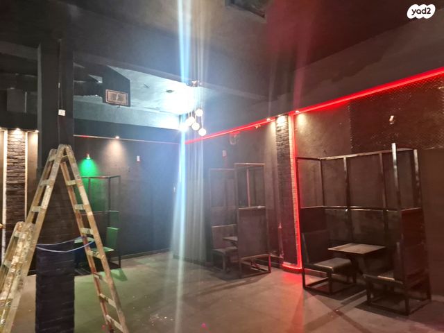 אולמות, בר יוחאי, גבעת הרצל, אזור המלאכה יפו, תל אביב יפו