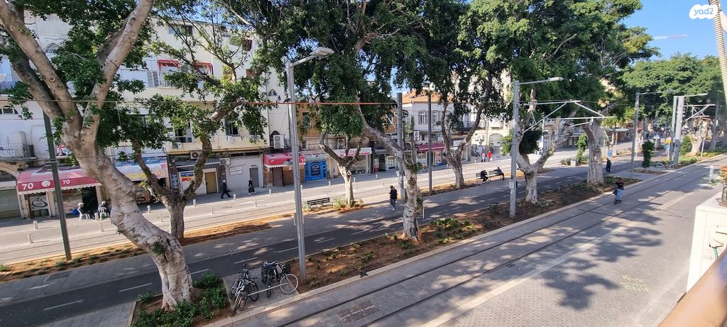 חנויות/ שטח מסחרי, שדרות ירושלים, מכללת תל אביב יפו, דקר, תל אביב יפו