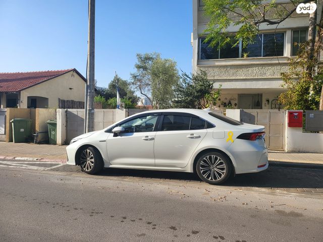 טויוטה קורולה