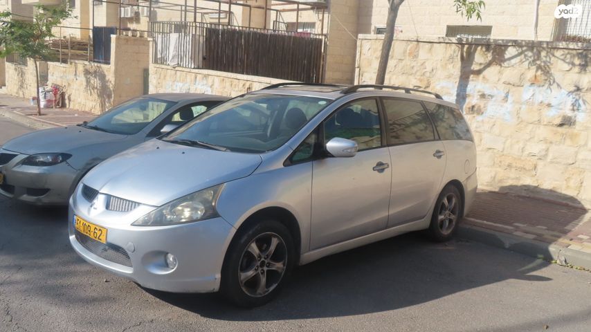 מודעת רכב מיצובישי גרנדיס