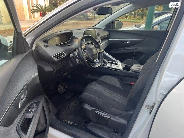 מודעת רכב פיג'ו 5008