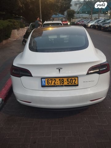 טסלה מודל 3