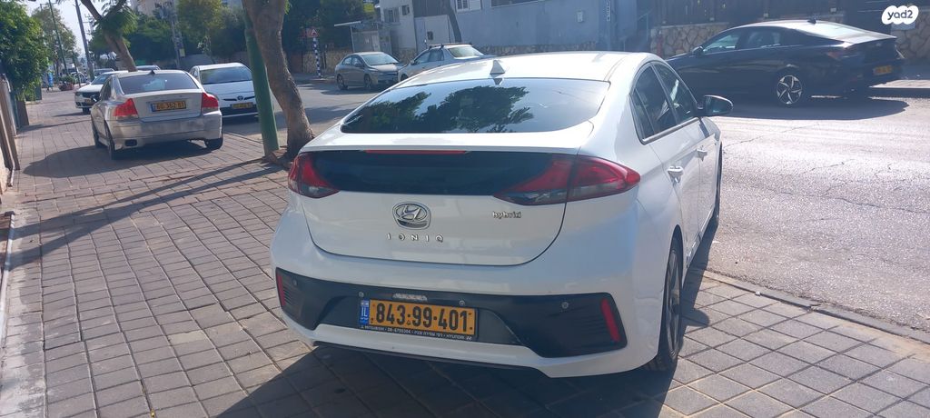 יונדאי איוניק