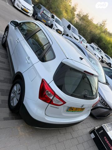 סוזוקי קרוסאובר